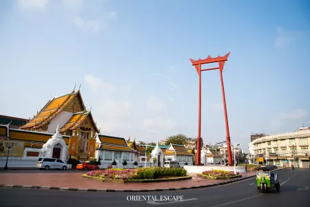 grandpalace-thonburicanal-tuktuk