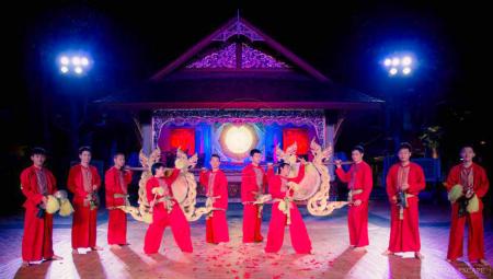 khum-khantoke-lanna-dinning