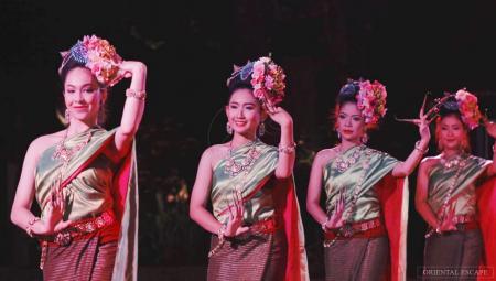 khum-khantoke-lanna-dinning