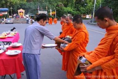 doisuthep-monk-trail