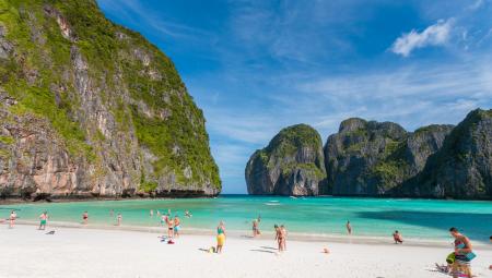 Phi Phi - Maya - Bamboo Island Day Trip Speed Boat by Andaman Leisure Phuket 