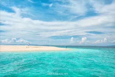 Phi Phi & Bamboo by Sawanu