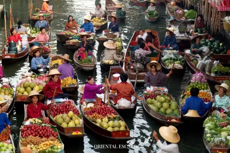 Damnoen Saduak + Railway Market
